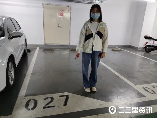 DƬ